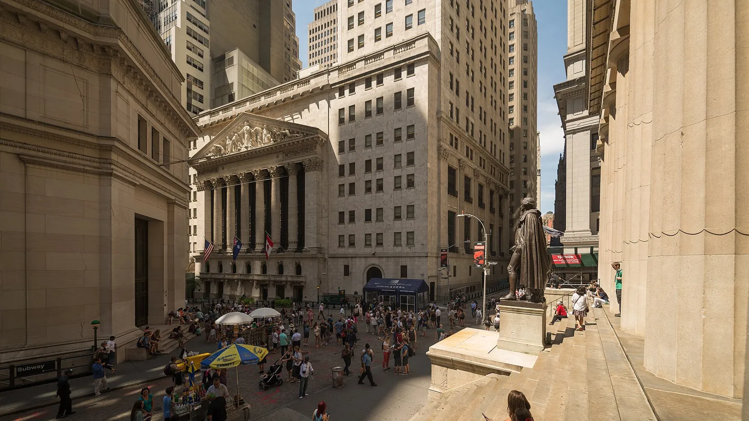 New York Stock Exchange building on Wall Street